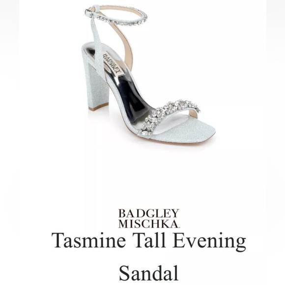 NWB Badgley Mischka Tasmine Tall Evening Sandals Baby Blue Jeweled Toe 8.5 - Picture 1 of 10